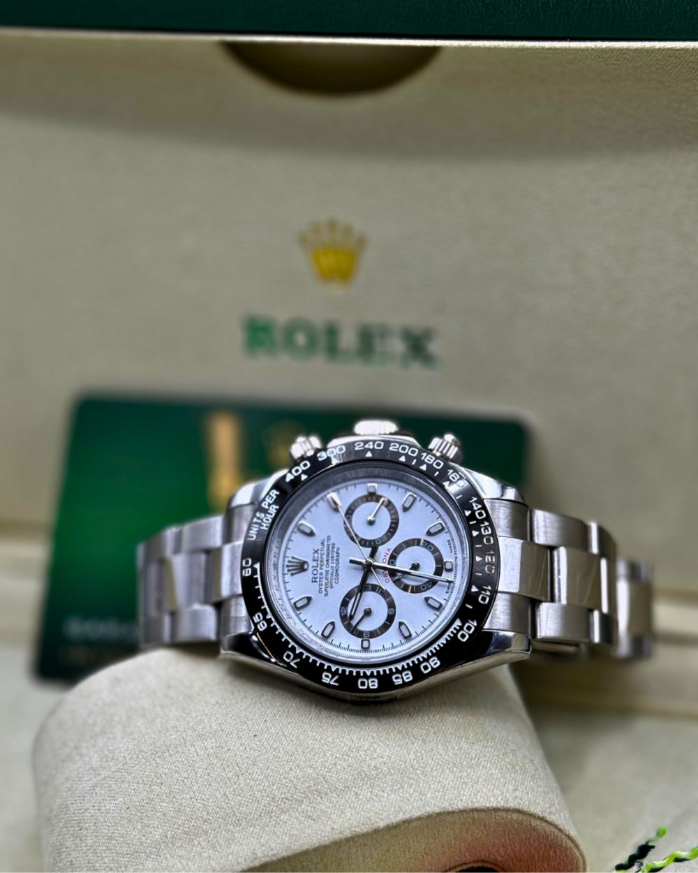Rolex Oyster Perpetual Cosmograph Daytona - Image 3